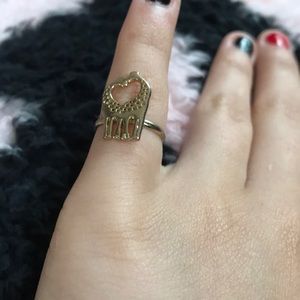 Giraffe heart ring